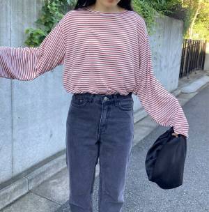 ＜めちゃくちゃ可愛すぎ＞「質感がたまらない♡」【しまむら】「今から着られる」秋っぽ“トップス”紹介