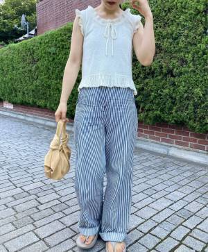 ＜主役級で激カワ＞「ふんわりカラー」がたまらぁん…！！【NUGU】「今が買い」“フリルニット”紹介