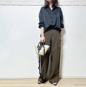 《秋冬注目》「めっちゃこれ着回したい」！！【GU】「そろそろ秋物」”オーバーサイズシャツ”が欲しい