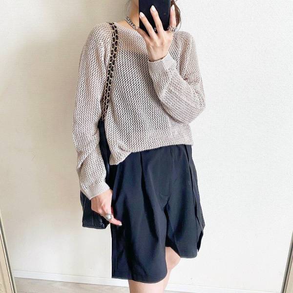 「秋に向けておすすめ」だって！ 【ユニクロ】SNSでも話題！「メッシュセーター」