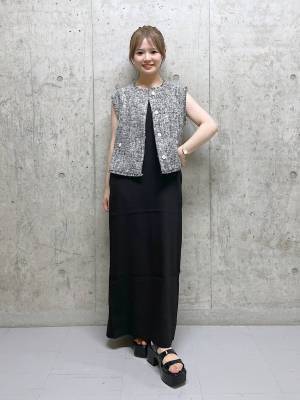 残暑 → 冬まで大活躍！【ローリーズファーム】1枚でも重ね着でも使える♡「上品ツイードベスト」