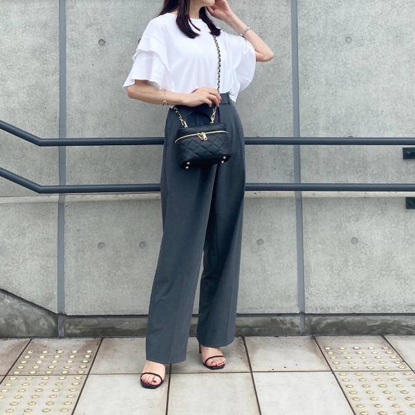 『グレー』は即買い必須！！【ユニクロ】イロチで欲しい！「タックワイドパンツ」