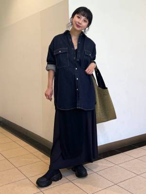 争奪戦の予感がするッ！！【JEANASIS】ゆるっと感が可愛い♡「デニムBIGシャツ」