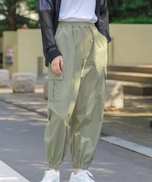 やっぱり『カーキ』が優勝でしょ♡【ハニーズ】今すぐ買って！ 即戦力「カーキアイテム」