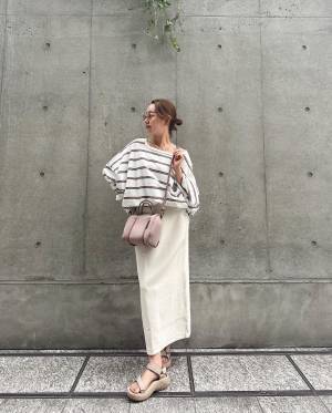 「最高に使いやすい！」【ユニクロ】プチプラの域超えた！「注目スカート」