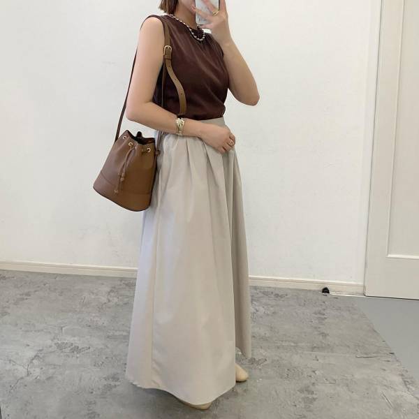 「最高に使いやすい！」【ユニクロ】プチプラの域超えた！「注目スカート」