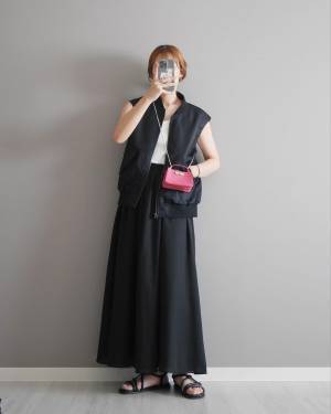 この＜値下げ＞はアツいッ！！【GU】ボリューム感がたまらん♡「黒スカート」