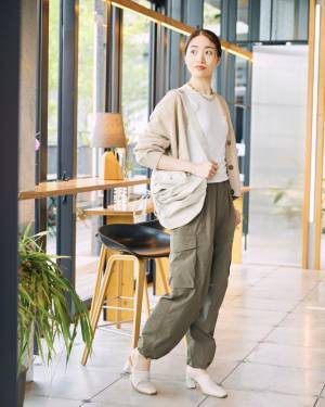 「追加買いしちゃおっかな」♡【ユニクロ】今から秋まで大活躍！「優秀カーデ」