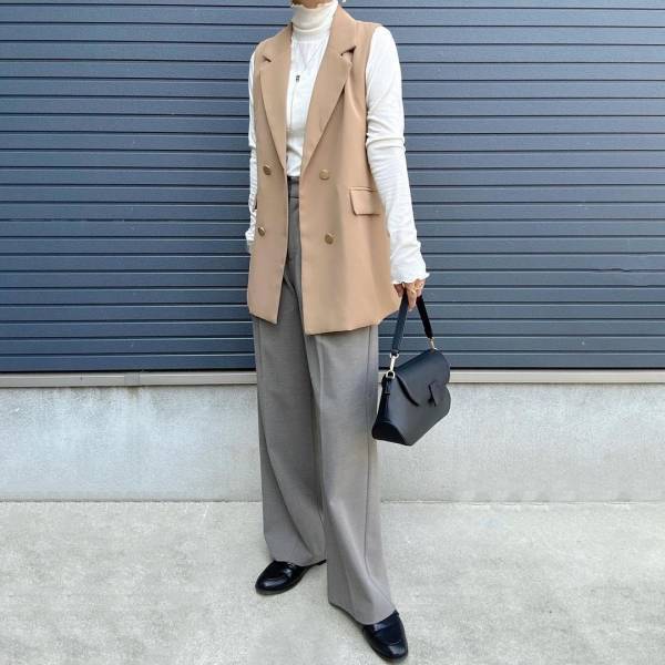 「間違いない秋服」で「目が離せない」♡【GU】「990円はさすが」”秋のスタメントップス”はカラーも豊富