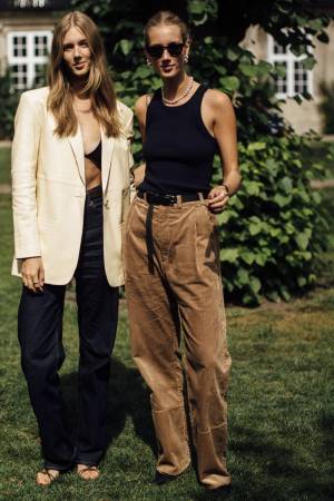 端境期のお洒落には「パール」が効く！ 季節をまたぐコーデ術【ストリートスナップ】