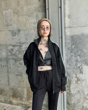 この秋買いたい！コーデがかっこよく決まる！【レザーアイテム】