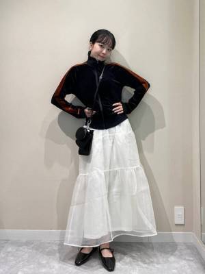 本気で可愛いんだが！？【ローリーズファーム】1点投入でモテオーラ爆発♡「今っぽスカート」