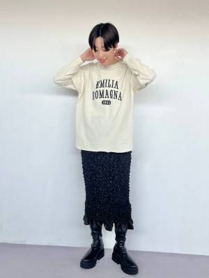 めちゃ使えるやん♡ 【ローリーズファーム】1枚でコーデ無限かよ！？「大人気ロンT」