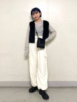 羽織るだけで主役級♡【ローリーズファーム】ロングシーズン楽しめる！「優秀ファーベスト」