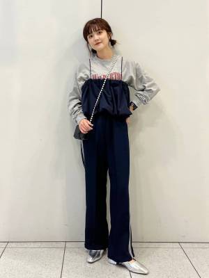 れ、レベル高い！！【ローリーズファーム】オシャレスタッフに学ぶ！「ロゴTコーデ」