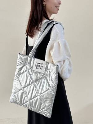 一つは持っておきたい！【最旬バッグ】秋冬にぴったり！「キルティングバッグ」