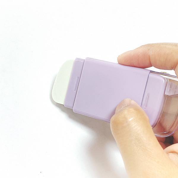 「まさに一石二鳥」でこんなの欲しかった…！【キャンドゥ】機能的すぎて感動！”修正テープ”を発見