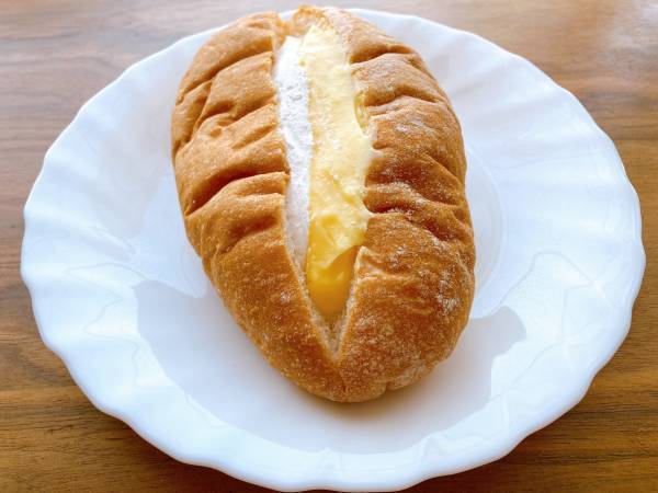 《新発売》の”フランスパン”は「柔らかい」？！【ファミリーマート】「甘党さん」も「大満足」！！