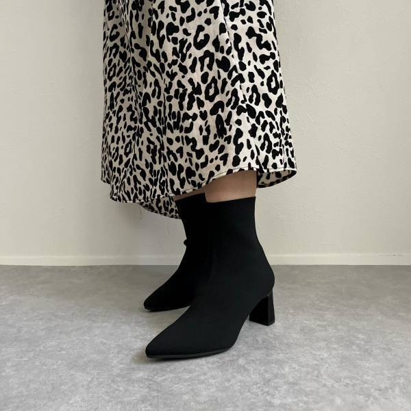 「即買い」案件なの見つけたっ！【GU】”ポインテッドニットブーツ”が「履き心地」抜群♡