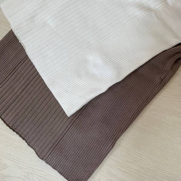 「これからの季節にぴったり」！！【GU】の”いちおしセーター”がタイプすぎて《2色買い》