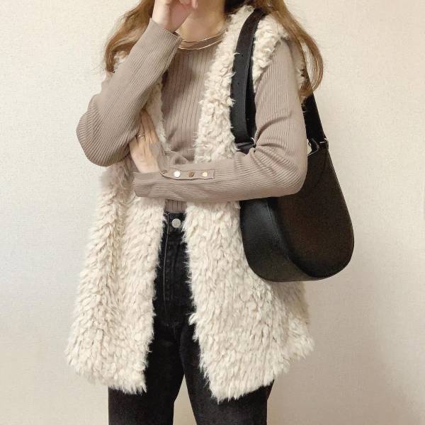 「これからの季節にぴったり」！！【GU】の”いちおしセーター”がタイプすぎて《2色買い》