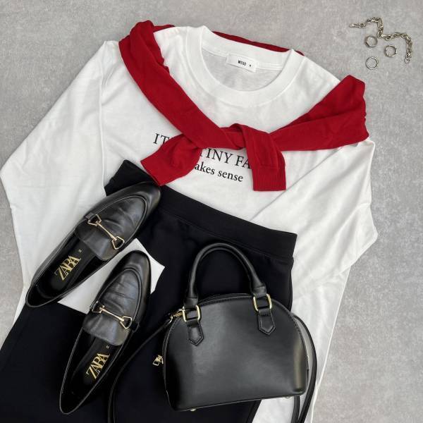 「カジュアルにもキレイにも」！！【ユニクロ】”ナローマキシスカート”の「モノトーンコーデ」まとめ