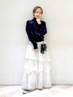 トレンドど真ん中！【ローリーズファーム】おしゃれスタッフも絶賛♡「トラックジャケット」