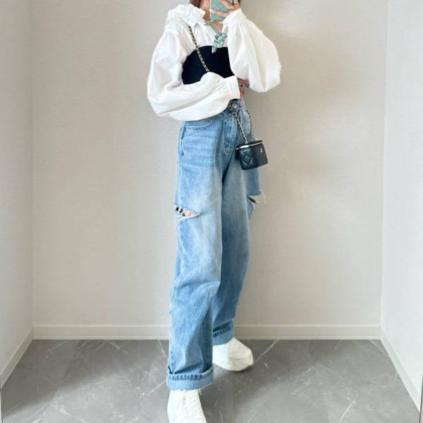 ＜これほんと可愛い♡＞【ユニクロ】「美しすぎる」シルエットの『神』”ビスチェ”