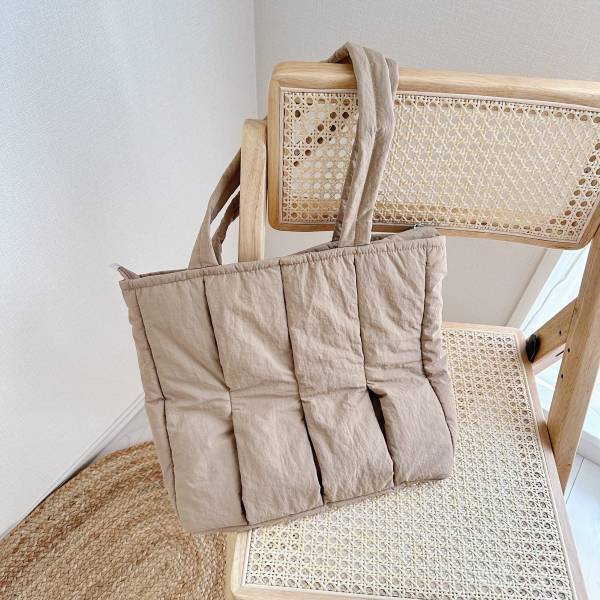 軽くて大容量で超可愛い！【しまむら】の「肩に食い込まない」”キルティングバッグ”が話題！