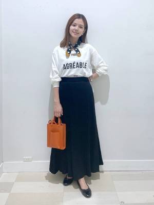 着回し力、レベチな予感！！【グローバルワーク】大人っぽロゴで使いやすい♡「優勝トップス」