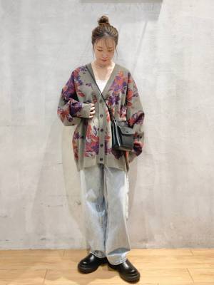 「男女問わず大人気」って！【ローリーズファーム】唯一無二の可愛さ♡「花柄カーデ」