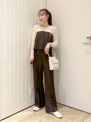 こりゃ重宝しそう♡【ローリーズファーム】キレイめからカジュアルまで！「優秀マルチビスチェ」