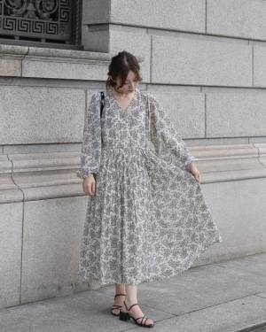 【UNIQLO：C新作】”1人1点まで”購入制限も！この価格で買えるなんて「本当感謝」”総柄ワンピース”特集