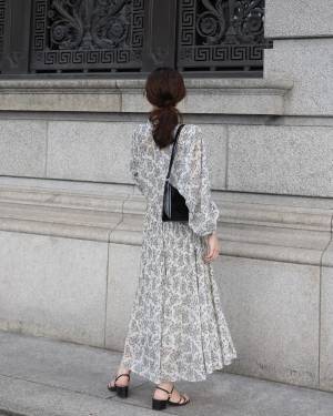 【UNIQLO：C新作】”1人1点まで”購入制限も！この価格で買えるなんて「本当感謝」”総柄ワンピース”特集