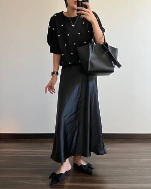 こりゃお気に入り確定だ♡【GU】光沢感が高見え！「サテンスカート」