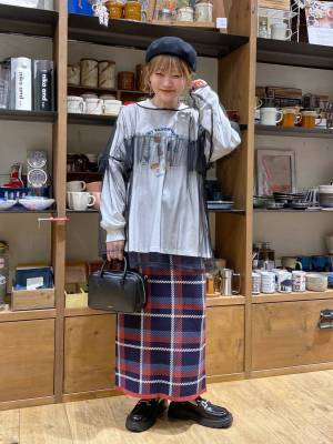 1枚で「季節感爆上がり！」【niko and …】人気スタッフさん企画！「チェック柄スカート」