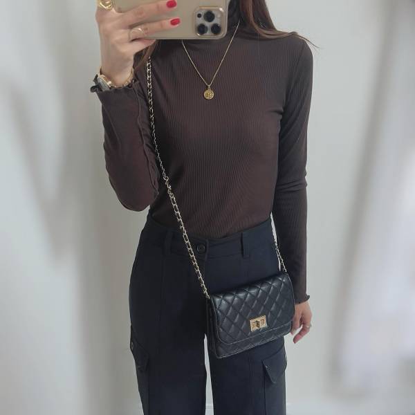 「本当使える」って高評価♡【GU】ロングシーズン活躍♡「リブタートルネックT」