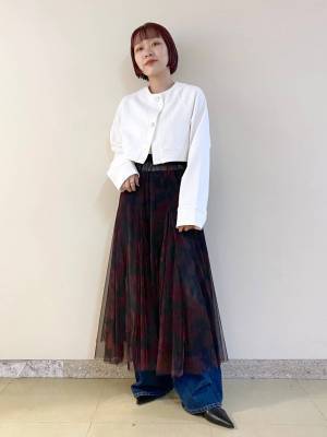 脚長効果狙っちゃえ♡ 【JEANASIS】短め丈が今の気分！「推しカーデ」は？