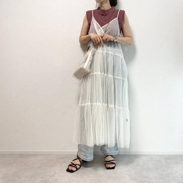 色味にツボった♡【ハニーズ】レイヤードで長く楽しむ「ダークピンクタンク」