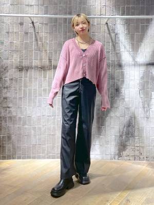 さ、さすが【JEANASIS】だわ♡ 買い足すならコレ！大人かっこいい「ダメージカーデ」