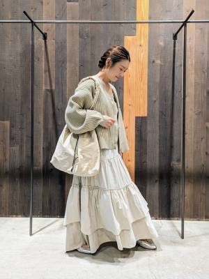 こりゃ一目惚れしちゃう♡【niko and &#8230;】ハリ感生地がお値段以上！「チュールスカート」