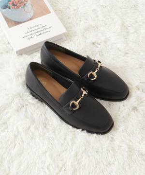 秋のマストバイ！【ハニーズ】完売前にGETしたい「大人っぽシューズ」