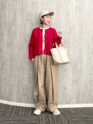 秋気分ぶち上がるぅーッ！！ 【niko and …】差し色コーデに大活躍♡「赤カーデ」