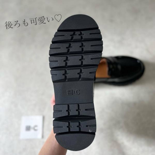【ユニクロ】新作ローファーが「本気で優秀」！！おしゃれ具合も半端ない上にとにかく盛れる！