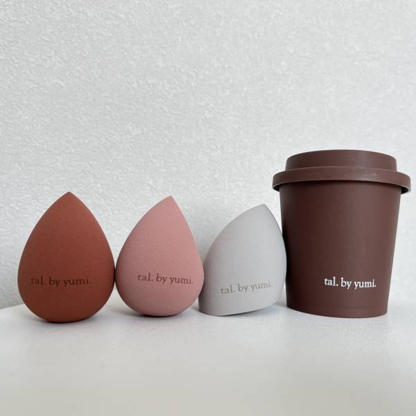 安い！かわいい！機能的！【しまむら】の人気インフルエンサーコラボの”メイクツール”が「テンション上がる」