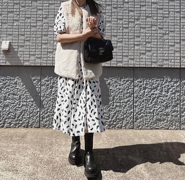 べ、別格じゃん…！【ユニクロ】秋の優勝候補！「来年の春も絶対可愛い」”新作ワンピ”