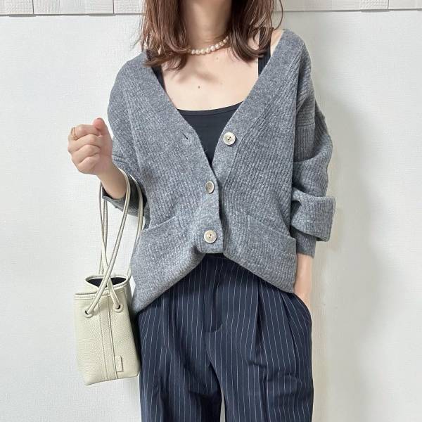 「去年よりさらにイイ」って！ 【GU】ふわ軽な生地がやみつき♡「新作カーデ」