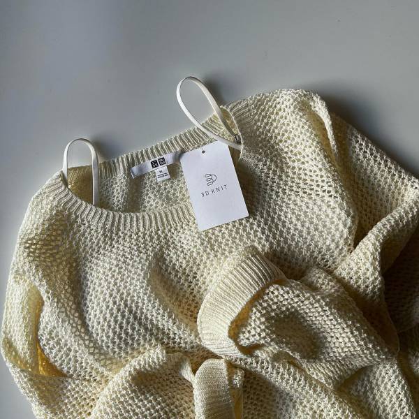 トロっと感が可愛い♡【ユニクロ】秋先に着たい「優秀メッシュセーター」