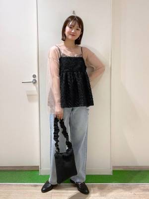 待って、あざといな？！【ローリーズファーム】ワンランク上の肌見せに♡「キャミ＆トップス」