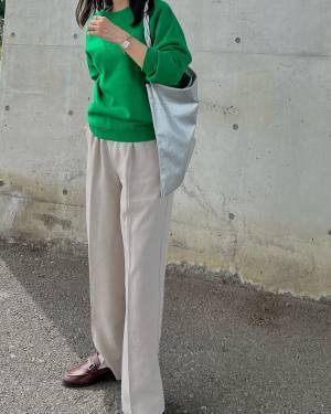 今のうちにGETしたい！ シンプルで使いやすい「大活躍ニット」とは？